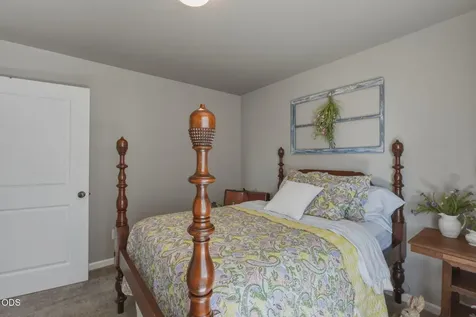 63776 Hunters Circle Bend OR 97701