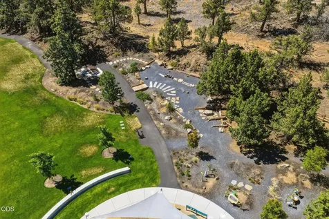 63776 Hunters Circle Bend OR 97701