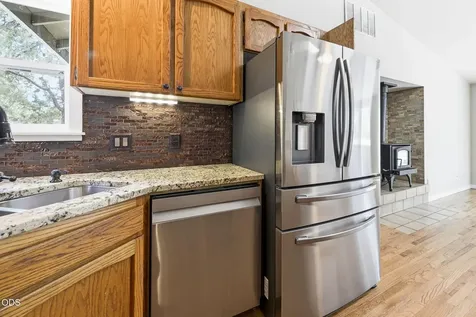19637 Poplar Street Bend OR 97702