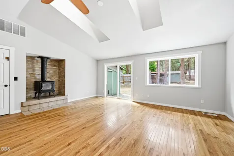 19637 Poplar Street Bend OR 97702