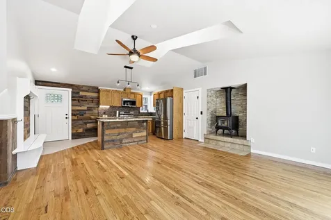 19637 Poplar Street Bend OR 97702