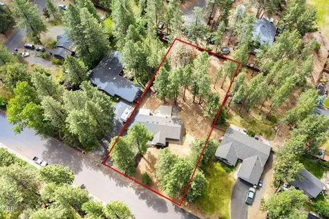19637 Poplar Street Bend OR 97702