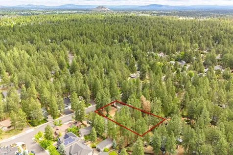 19637 Poplar Street Bend OR 97702