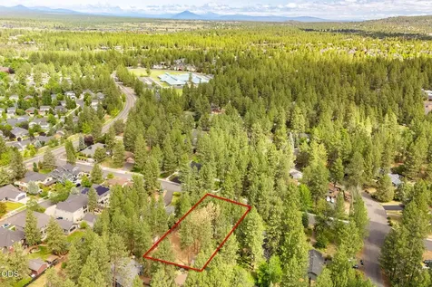 19637 Poplar Street Bend OR 97702