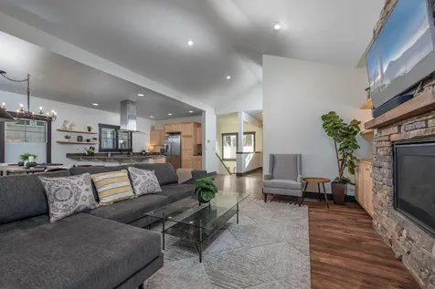 2340 NW Bens Court Bend OR 97703