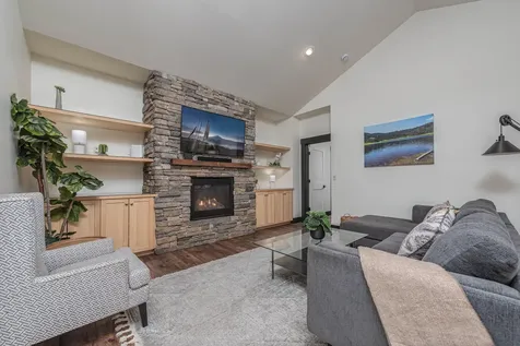 2340 NW Bens Court Bend OR 97703