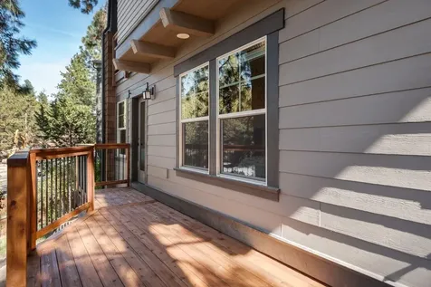 2340 NW Bens Court Bend OR 97703