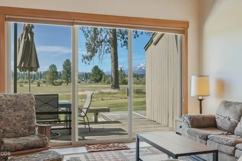 12900 Hawks Beard Black Butte Ranch OR 97759
