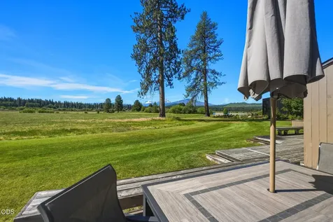 12900 Hawks Beard Black Butte Ranch OR 97759