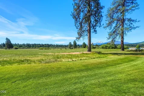 12900 Hawks Beard Black Butte Ranch OR 97759