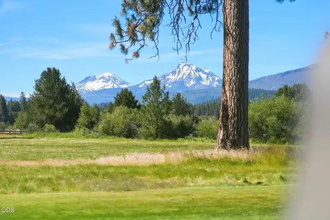 12900 Hawks Beard Black Butte Ranch OR 97759