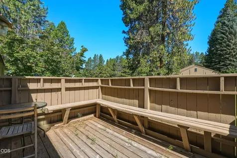 12900 Hawks Beard Black Butte Ranch OR 97759