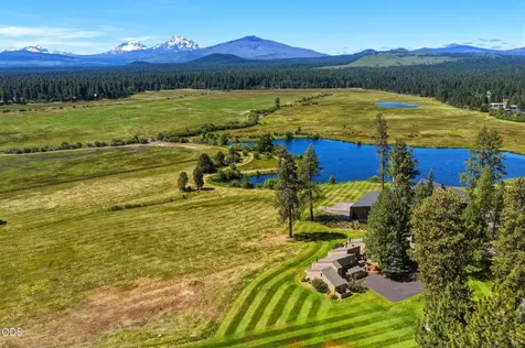 12900 Hawks Beard Black Butte Ranch OR 97759