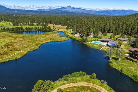 12900 Hawks Beard Black Butte Ranch OR 97759