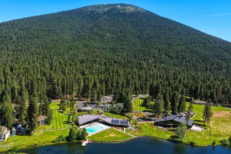 12900 Hawks Beard Black Butte Ranch OR 97759