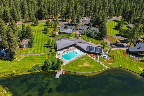 12900 Hawks Beard Black Butte Ranch OR 97759