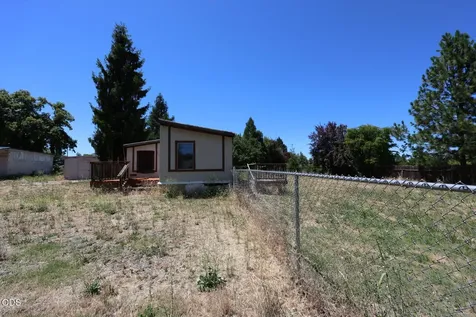2370 Sunset Court Medford OR 97501