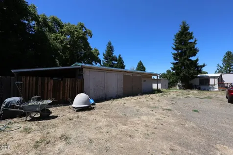 2370 Sunset Court Medford OR 97501