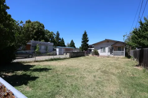 2370 Sunset Court Medford OR 97501