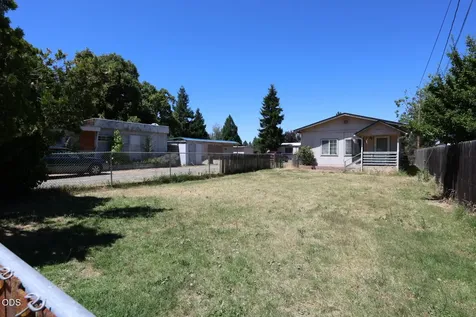 2370 Sunset Court Medford OR 97501