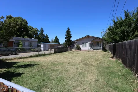 2370 Sunset Court Medford OR 97501
