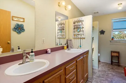 13770 SW Cinder Cone Loop Terrebonne OR 97760