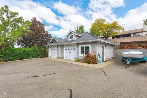921 NE Beacon Drive Grants Pass OR 97526
