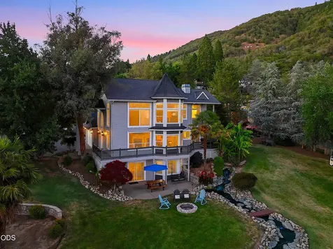 921 NE Beacon Drive Grants Pass OR 97526