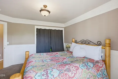 921 NE Beacon Drive Grants Pass OR 97526