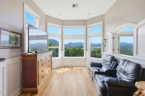 921 NE Beacon Drive Grants Pass OR 97526