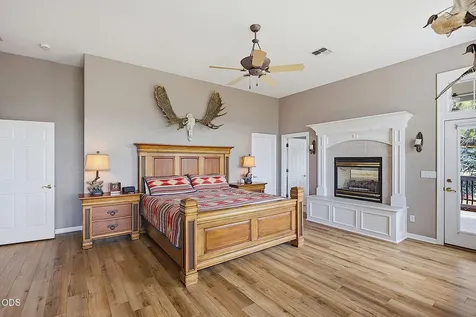 921 NE Beacon Drive Grants Pass OR 97526