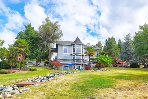 921 NE Beacon Drive Grants Pass OR 97526