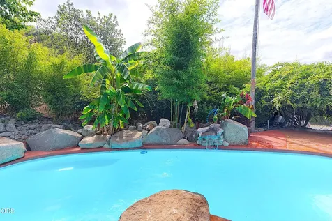 921 NE Beacon Drive Grants Pass OR 97526