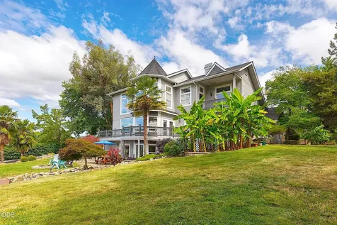 921 NE Beacon Drive Grants Pass OR 97526