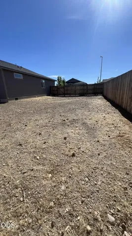 898 SE Strawberry Lane Madras OR 97741