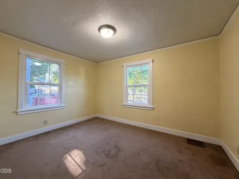 718 Roseway Drive Klamath Falls OR 97601