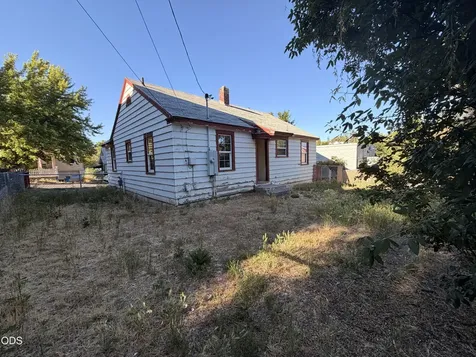 718 Roseway Drive Klamath Falls OR 97601