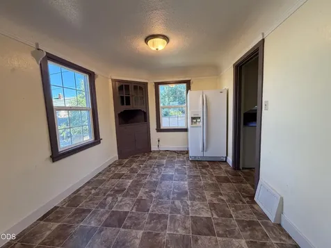 718 Roseway Drive Klamath Falls OR 97601
