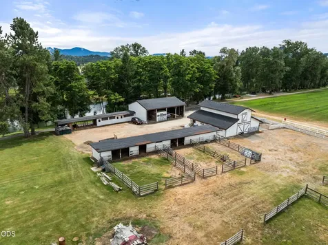 5061 Lower River Road Grants Pass OR 97526