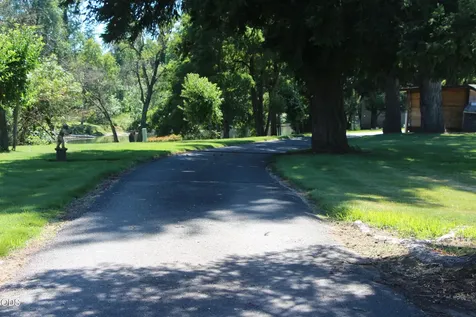 5061 Lower River Road Grants Pass OR 97526