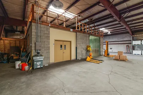 3735 Washburn Way Klamath Falls OR 97603