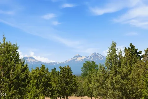 11912 SW Riggs Road Powell Butte OR 97753