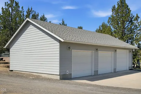 11912 SW Riggs Road Powell Butte OR 97753