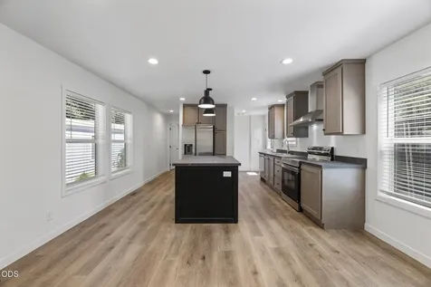 2097 Rogue River Highway Gold Hill OR 97525