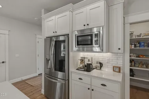 61003 SE Crane Peak Court Bend OR 97702
