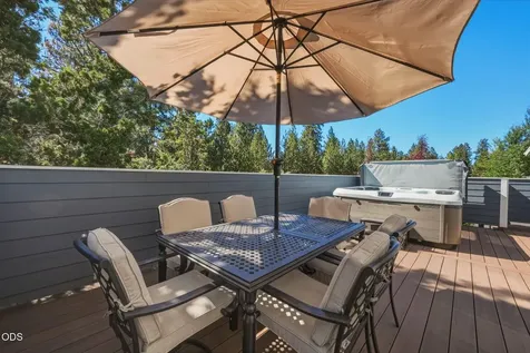 61003 SE Crane Peak Court Bend OR 97702