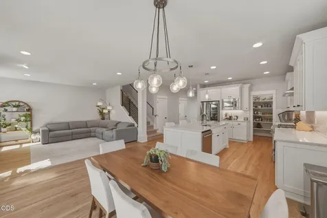 61003 SE Crane Peak Court Bend OR 97702