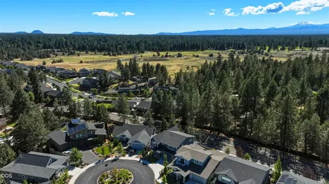 61003 SE Crane Peak Court Bend OR 97702