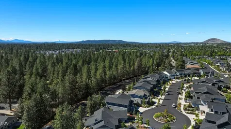 61003 SE Crane Peak Court Bend OR 97702