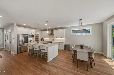 61003 SE Crane Peak Court Bend OR 97702